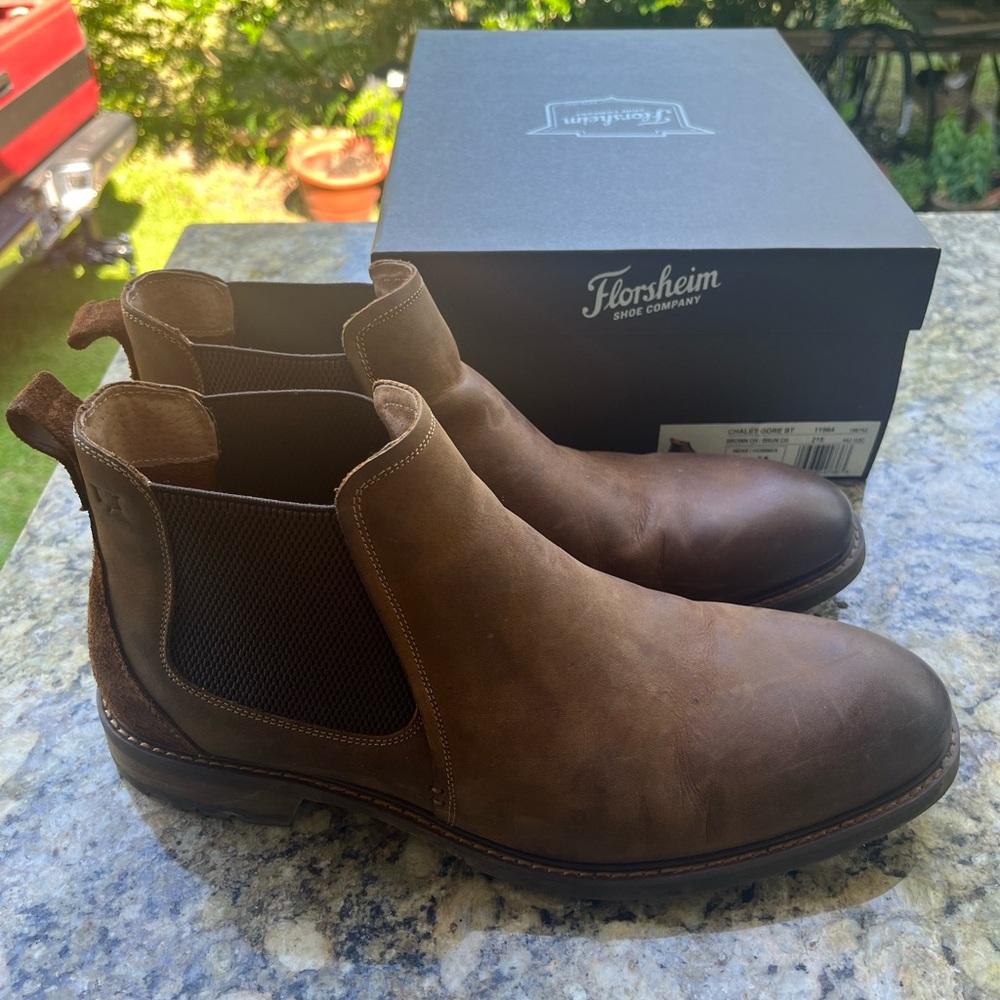 Florsheim boots 10